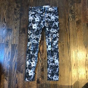 Bullhead jeans in floral print